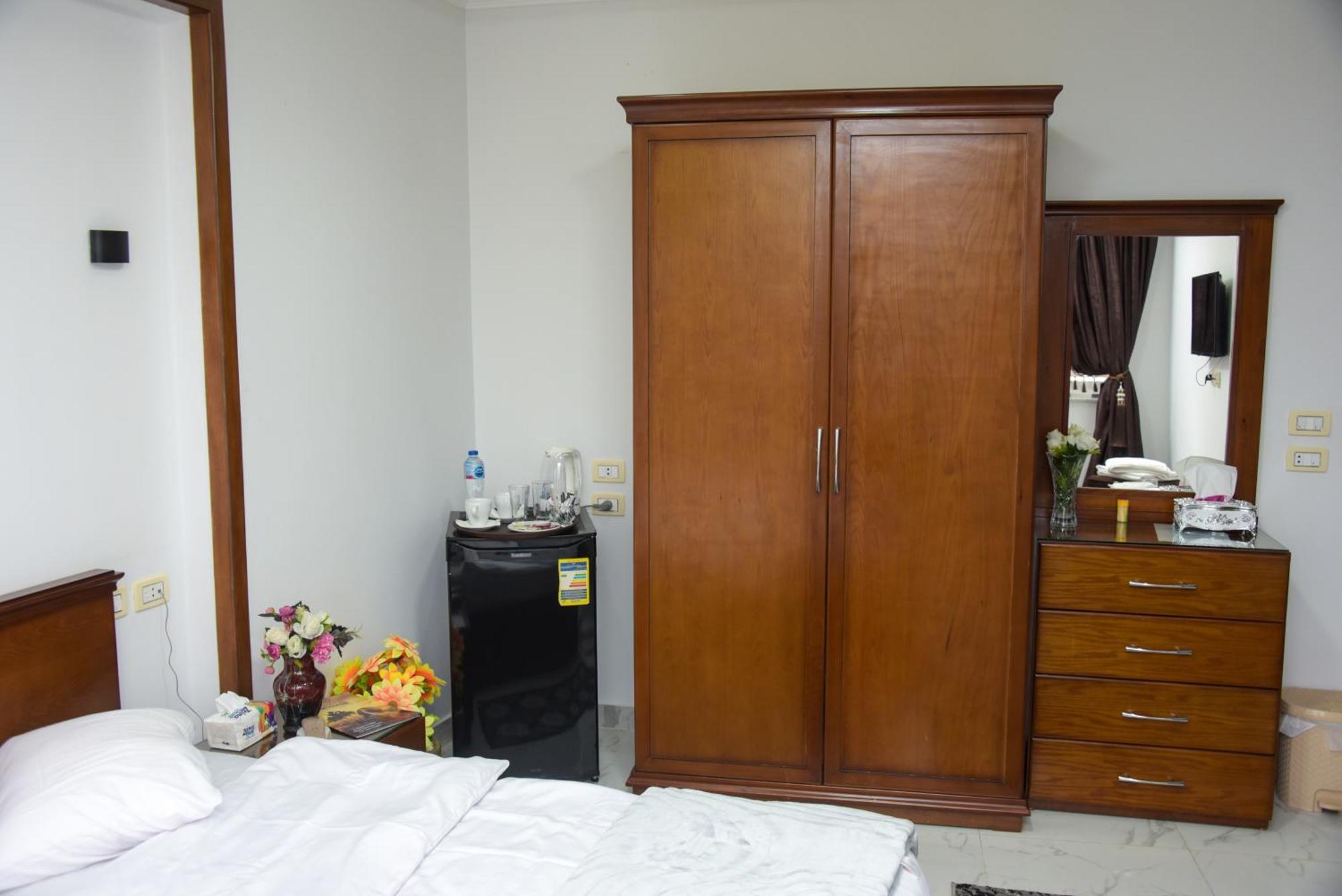 New Asser Hotel Pyramid Kafret el-Gabal エクステリア 写真